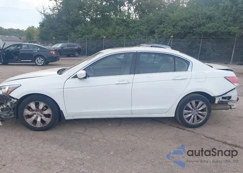 2011 Honda Accord 3.5 Ex-L из США, поврежденный, VIN 1HGCP3F82BA024497